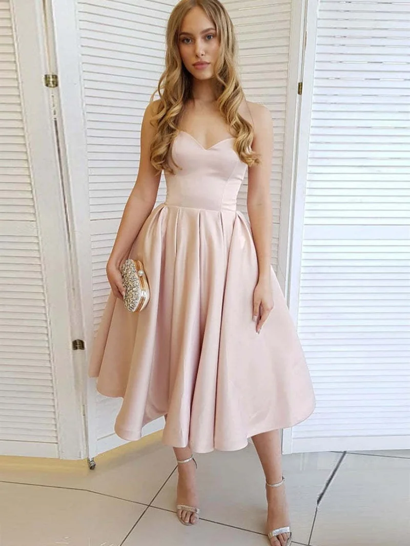 Robe de bal élégante, décolleté en cœur, sans bretelles, longueur thé, couleur champagne, pour les événements de retour à la maison
