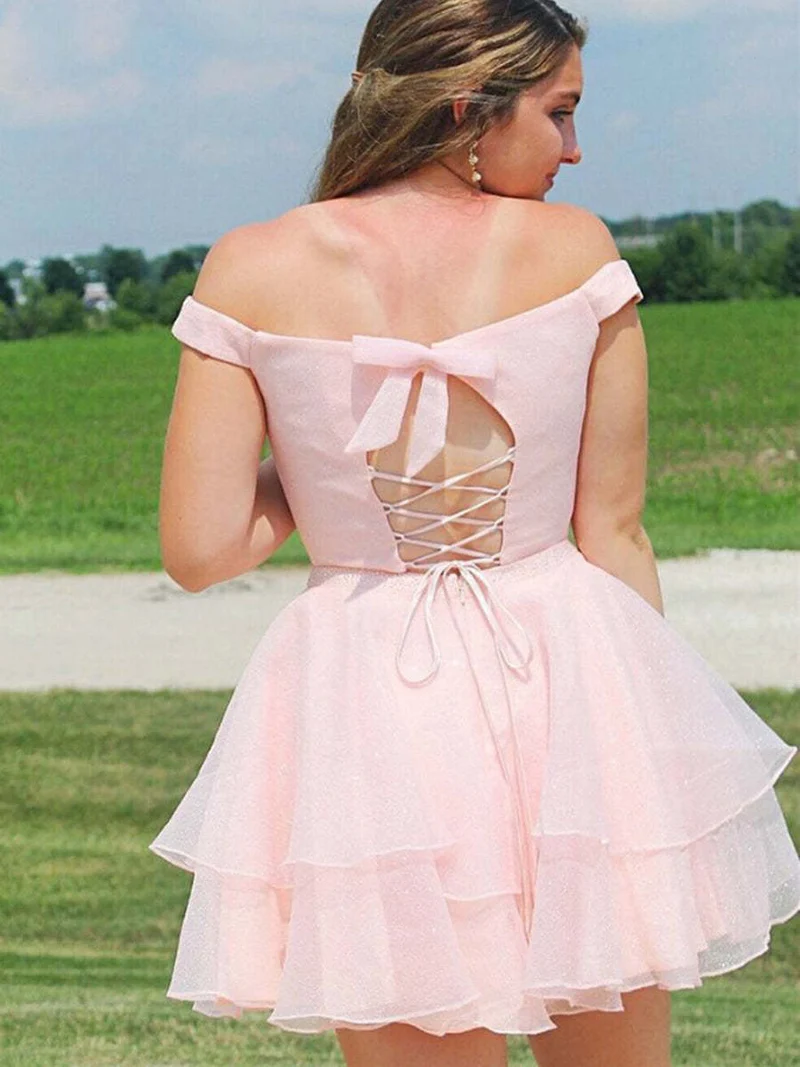 Robe de bal rose chic deux pièces : épaules dénudées, courte, avec dos croisé