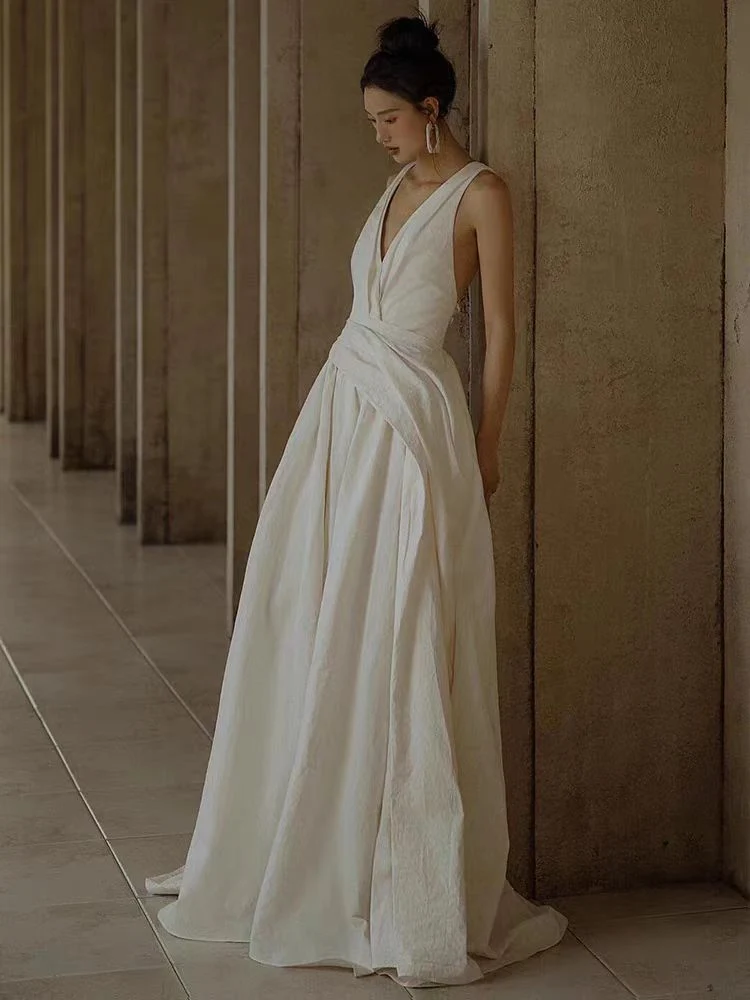 Robe de mariée dos nu en taffetas de soie 100 % style vintage avec poches