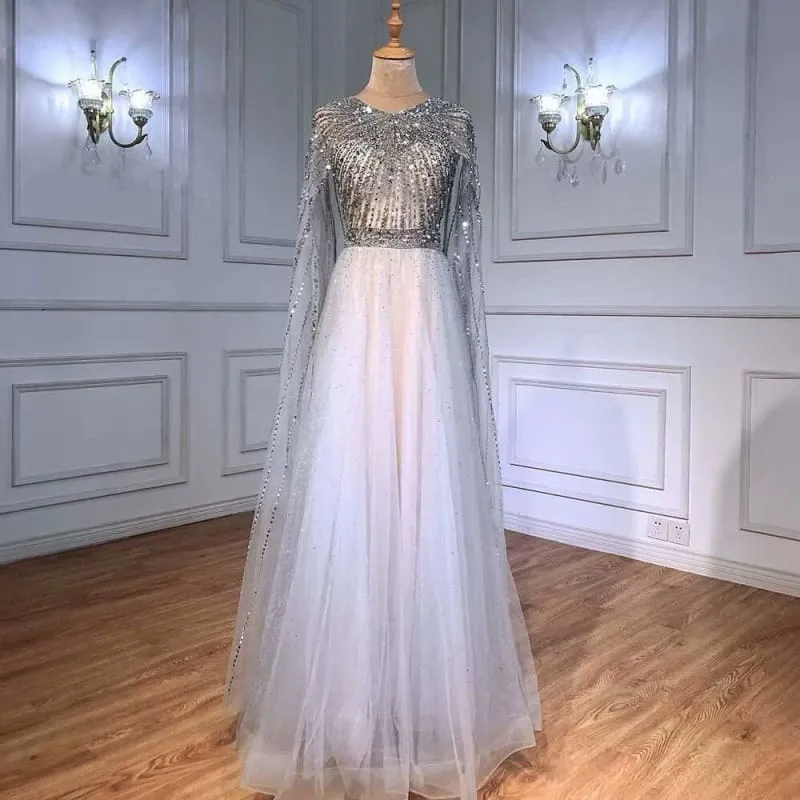 Robe de bal élégante à manches longues en tulle et paillettes, coupe trapèze flottante