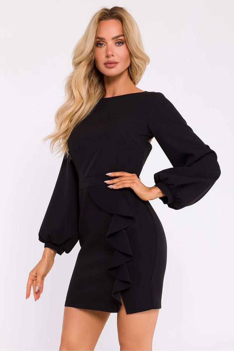 Robe courte dos nu manche longue