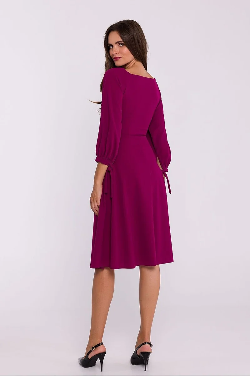 Robe évasée manches longues col en V