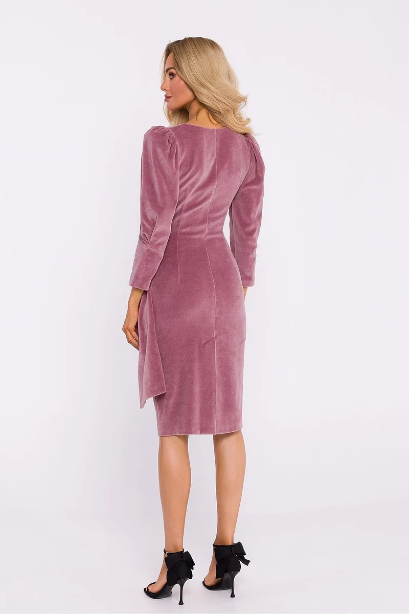 Robe de cocktail en velours manches longues
