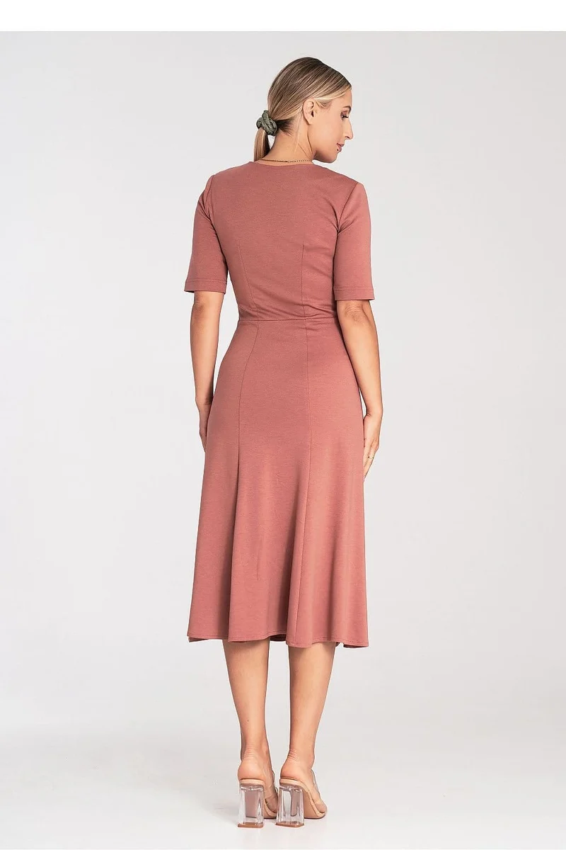 Robe de cocktail midi évasée