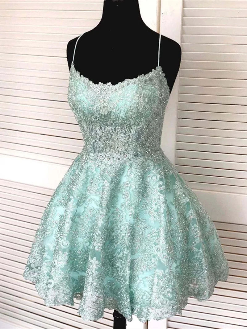 Robe de bal élégante en dentelle vert menthe avec bretelles et dos nu pour le retour à la maison