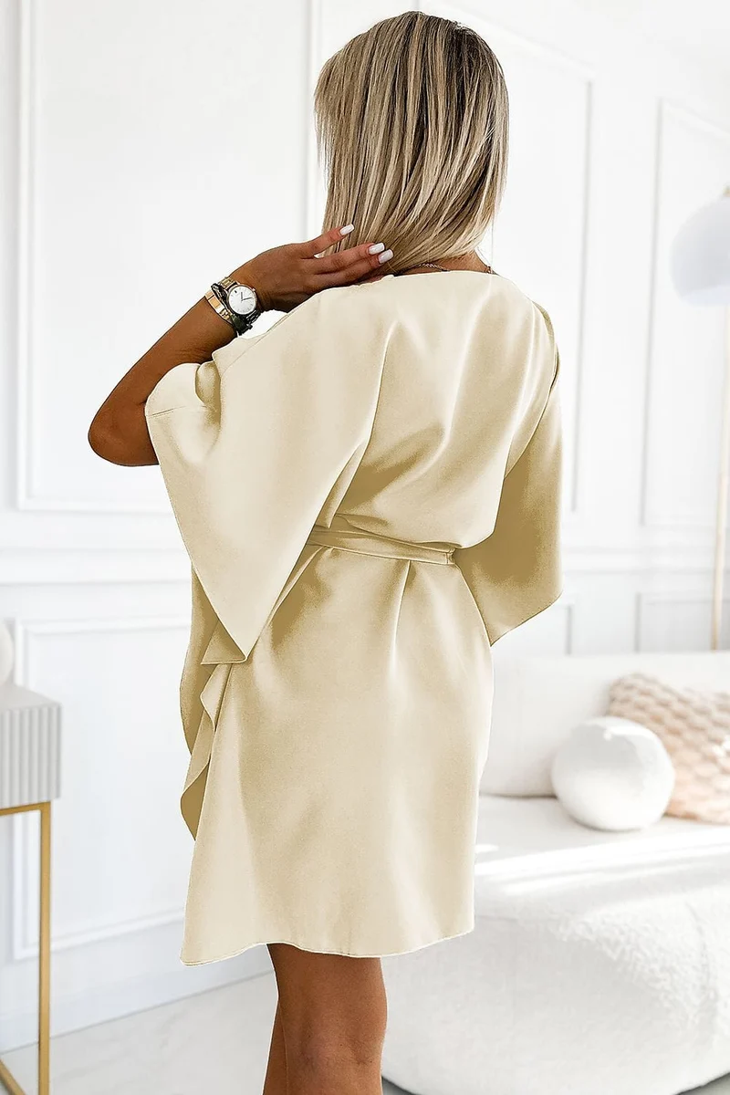 Robe de cocktail papillon courte