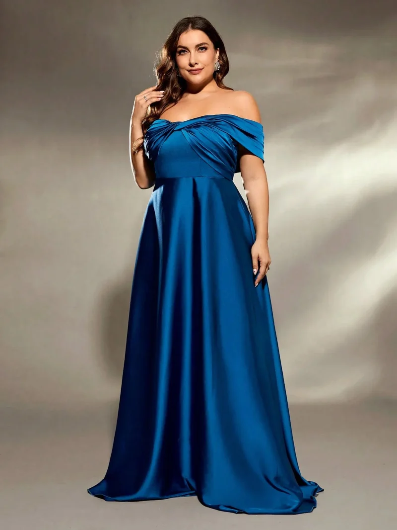 Robe de soirée grande taille en satin bleu