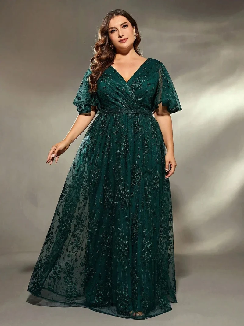 Robe amincissante verte pour mariage femme ronde