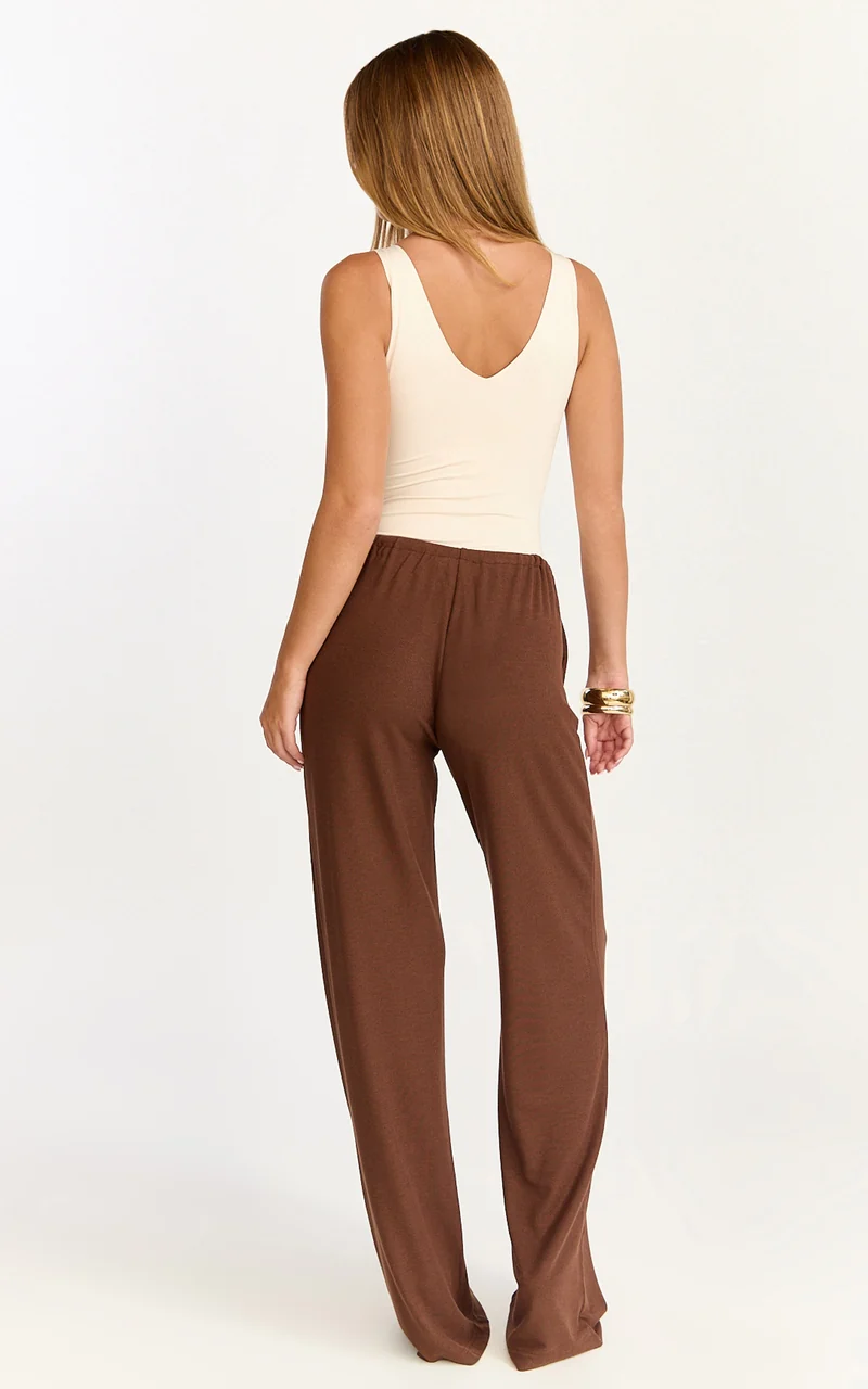 Astrid Pants - Low Waist Wide Leg Pants in Chocolate