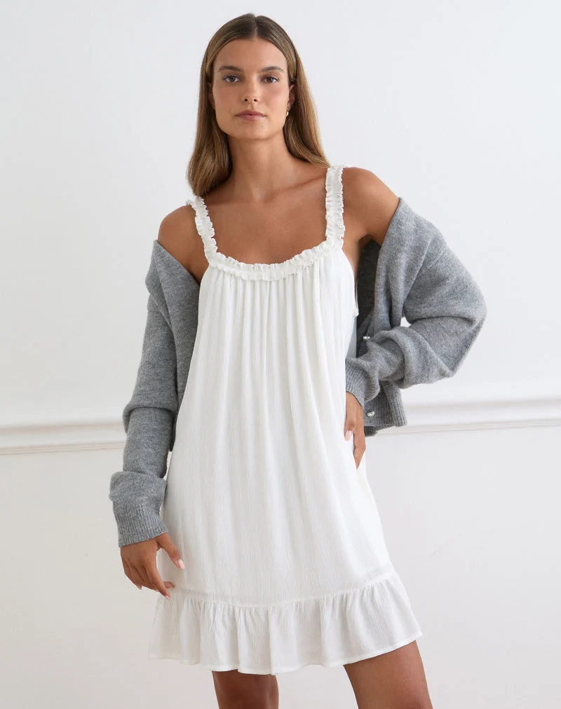 Mini-robe Elowen à volants, couleur blanc cassé froissé