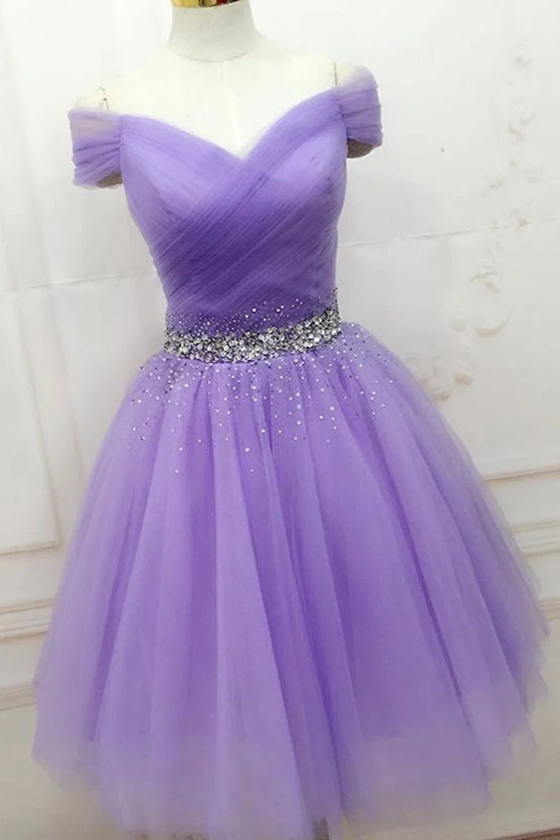Robe de bal courte violette à épaules dénudées et perles : élégante robe de remise de diplôme en tulle coupe trapèze