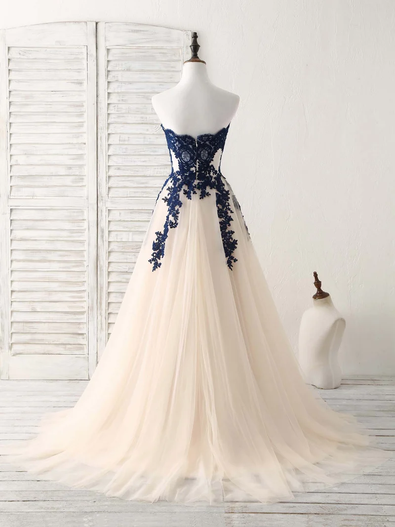 Robe de demoiselle d'honneur longue et élégante, coupe trapèze, décolleté en cœur, en tulle et dentelle, verte