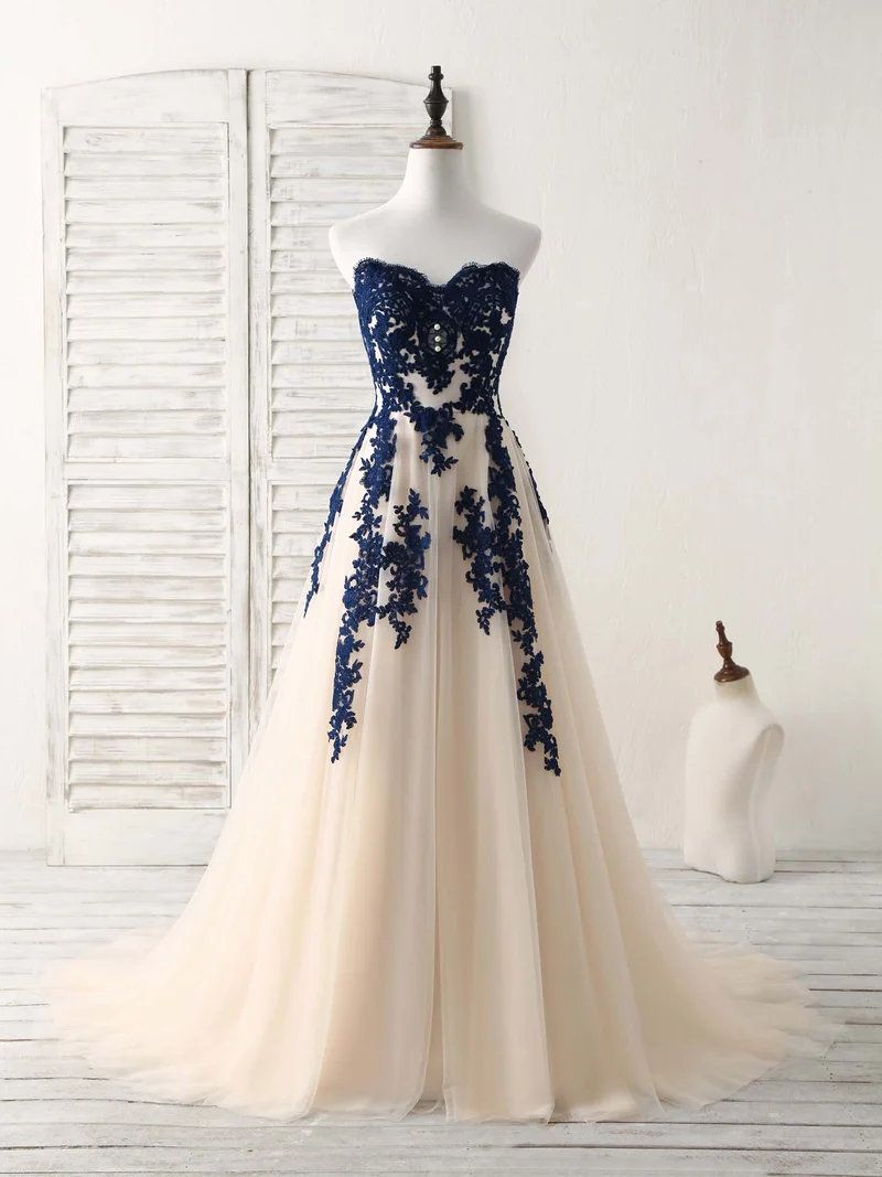 Robe de demoiselle d'honneur longue et élégante, coupe trapèze, décolleté en cœur, en tulle et dentelle, verte