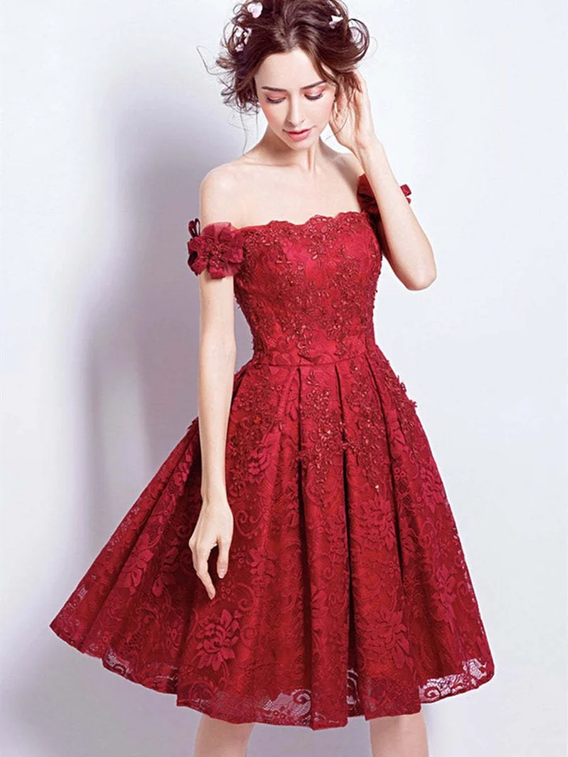 Robe élégante en dentelle bordeaux à épaules dénudées pour bal de fin d'année, retour à la maison et soirées formelles