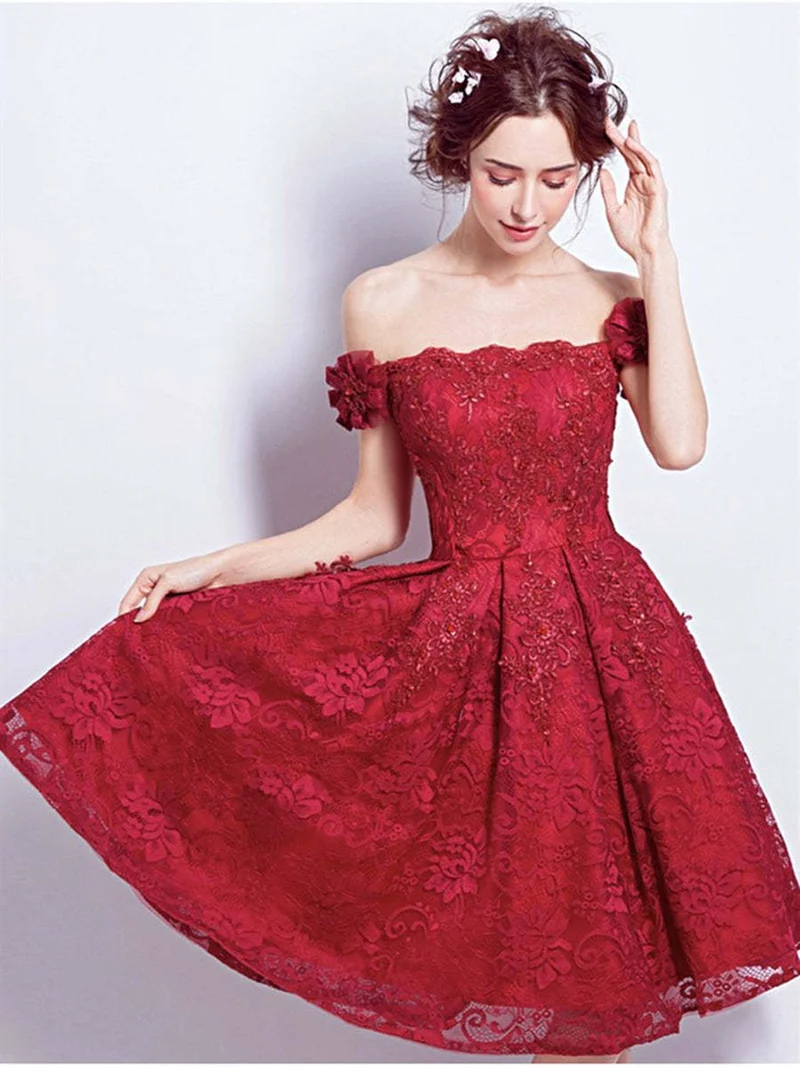 Robe élégante en dentelle bordeaux à épaules dénudées pour bal de fin d'année, retour à la maison et soirées formelles