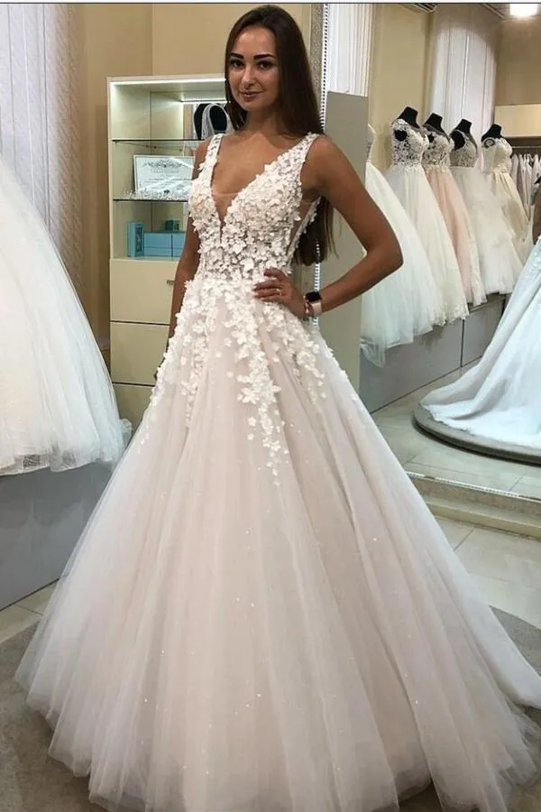 Robe de mariée élégante à fleurs 3D, coupe trapèze, col en V et jupe en tulle