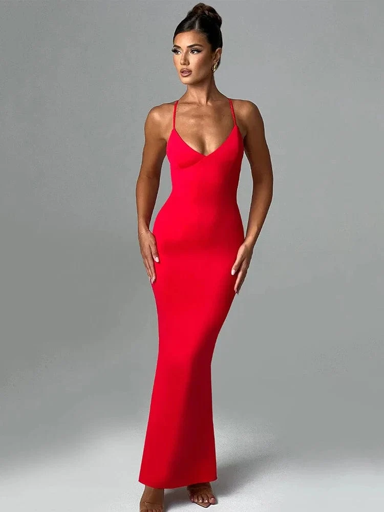 Robe rouge dos nu chic
