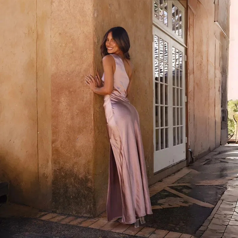 Robe demoiselle d'honneur asymétrique en satin