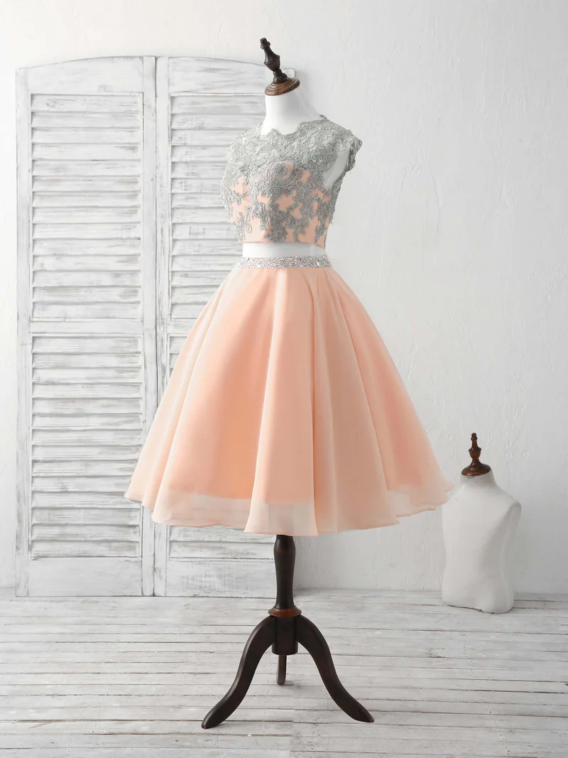 Robe de bal courte en dentelle élégante en deux pièces, parfaite pour les retrouvailles et les événements spéciaux