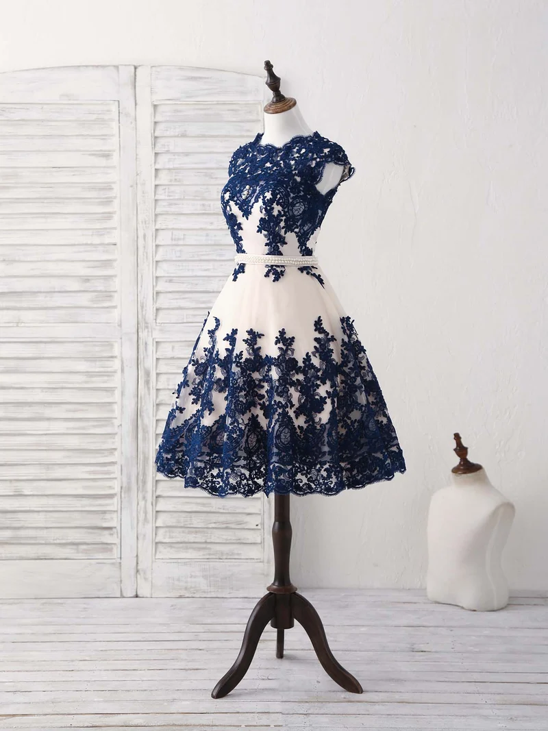 Robe de bal courte élégante en tulle et dentelle bleu foncé, robe de demoiselle d'honneur bleue élégante