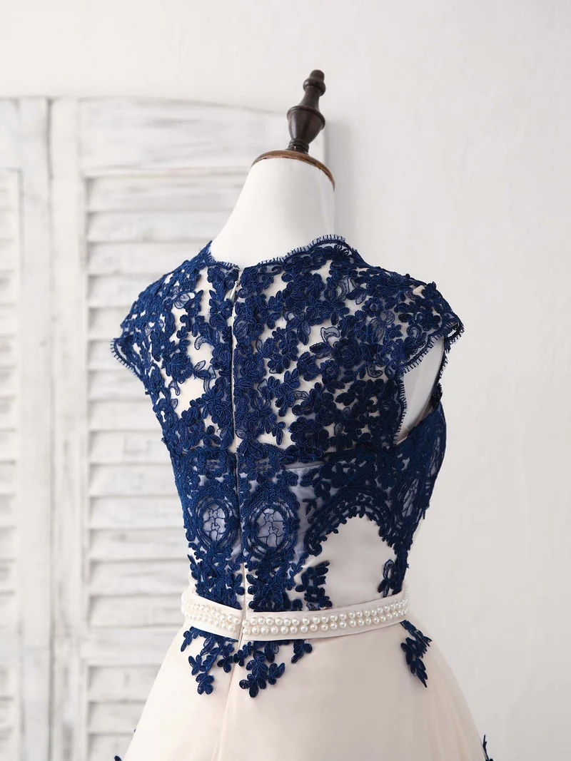 Robe de bal courte élégante en tulle et dentelle bleu foncé, robe de demoiselle d'honneur bleue élégante