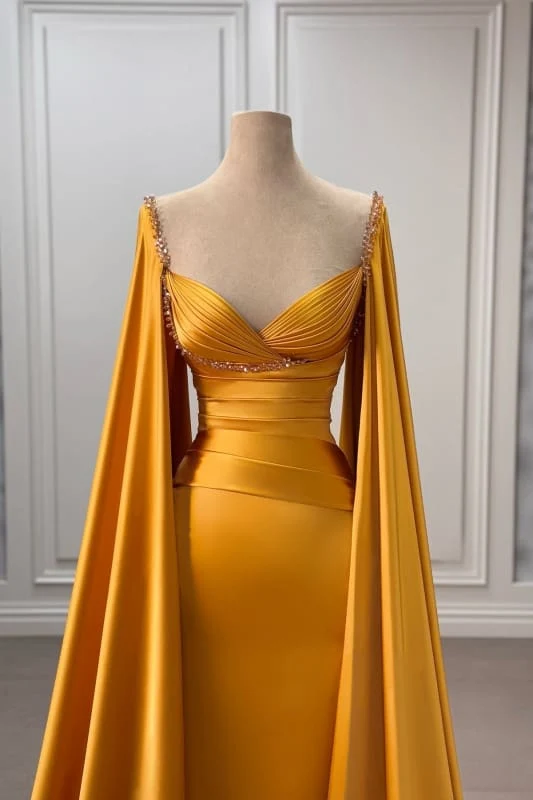 Robe de bal sirène élégante en satin froncé avec cape fluide