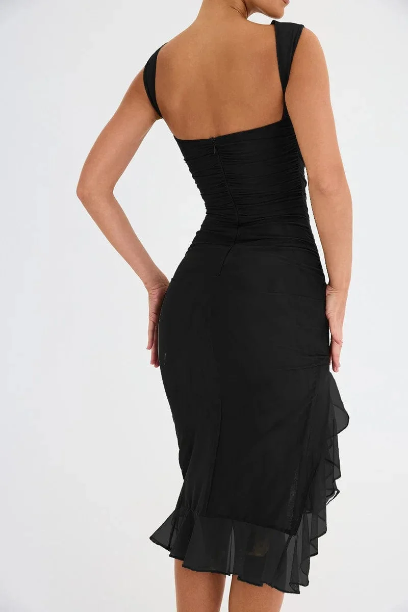 Robe asymétrique drappée élégante