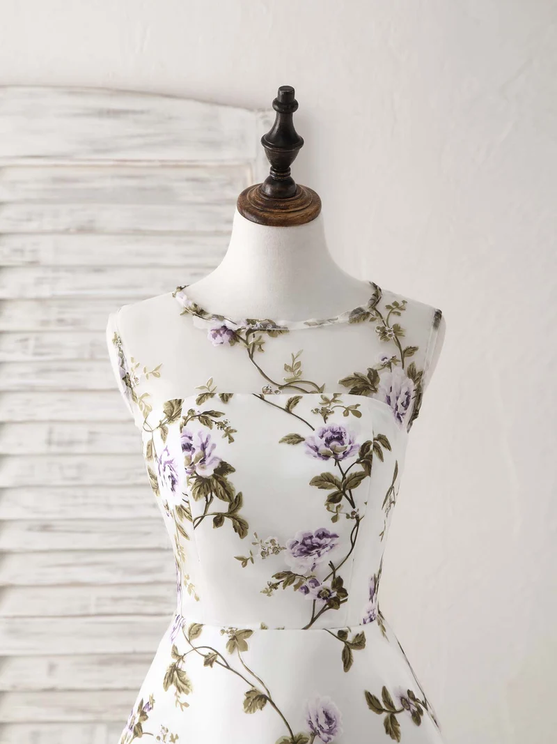 Robe de demoiselle d'honneur courte et élégante en tulle à col rond - Idéale pour les occasions spéciales