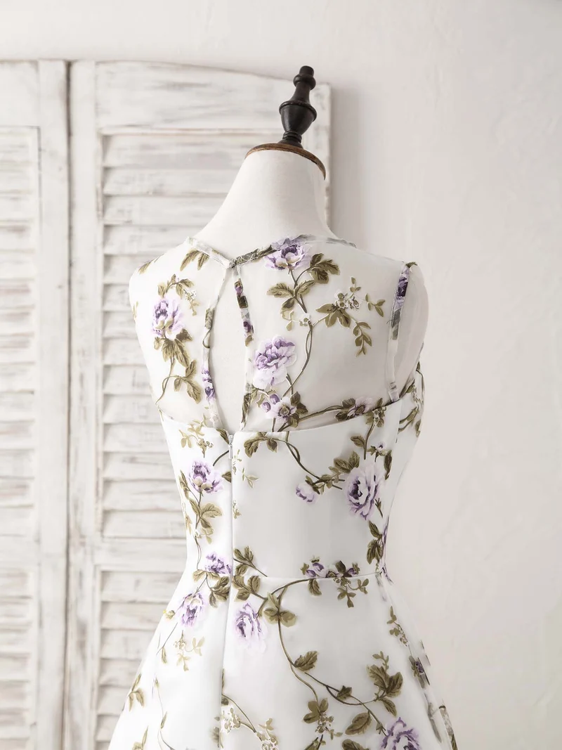 Robe de demoiselle d'honneur courte et élégante en tulle à col rond - Idéale pour les occasions spéciales