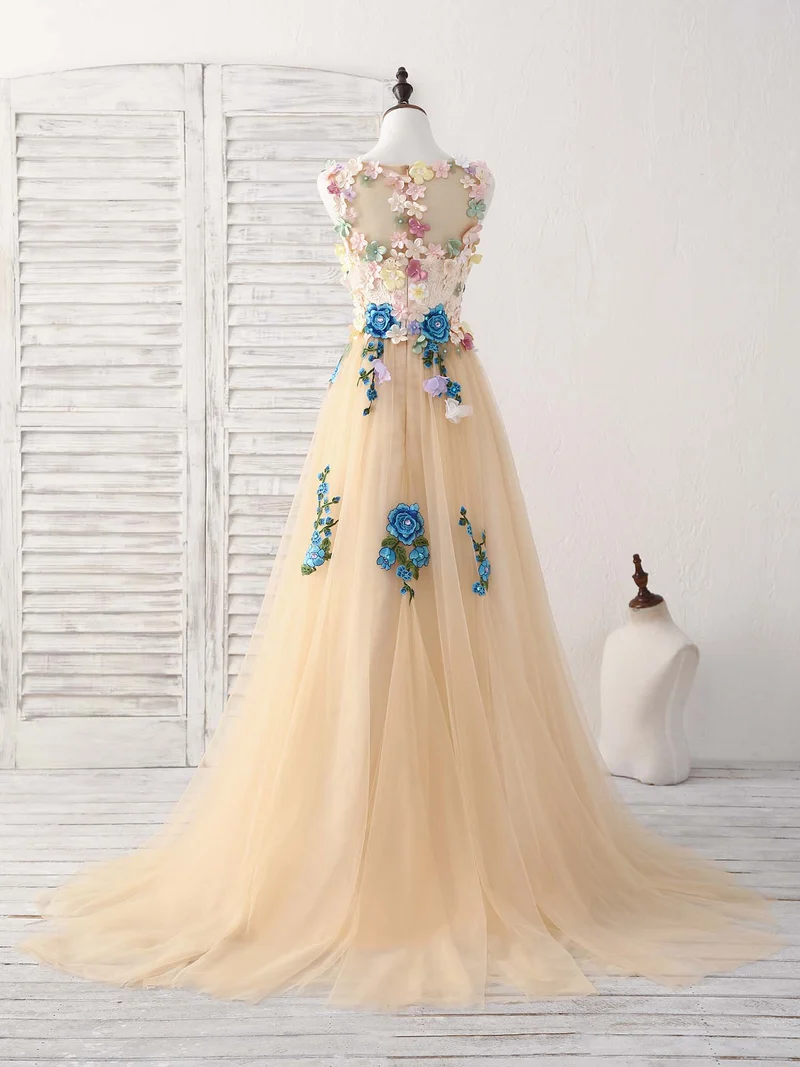 Robe de soirée longue élégante en tulle champagne avec appliques en dentelle