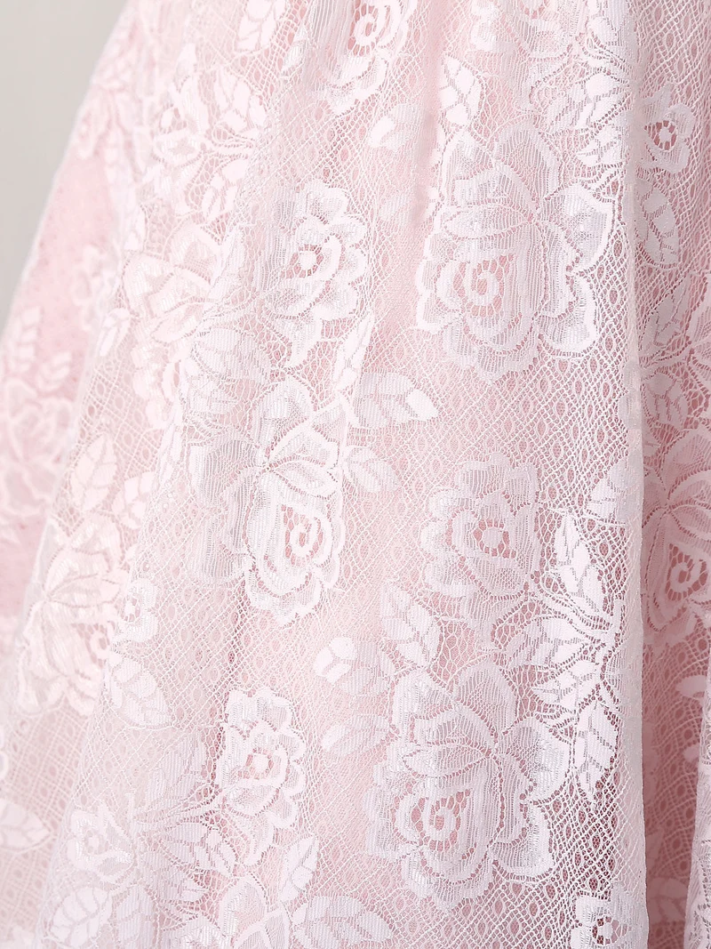 Robe de bal courte rose élégante à col rond et dentelle en tulle pour les événements de retour à la maison