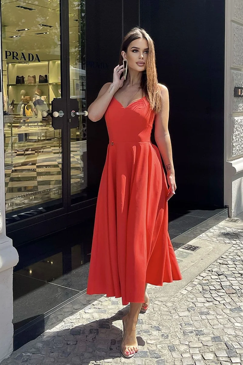 Robe de soirée rouge midi élégante