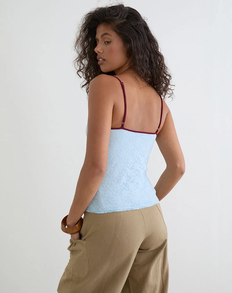 Top Cami Barlyn en dentelle turquoise avec bordure bordeaux