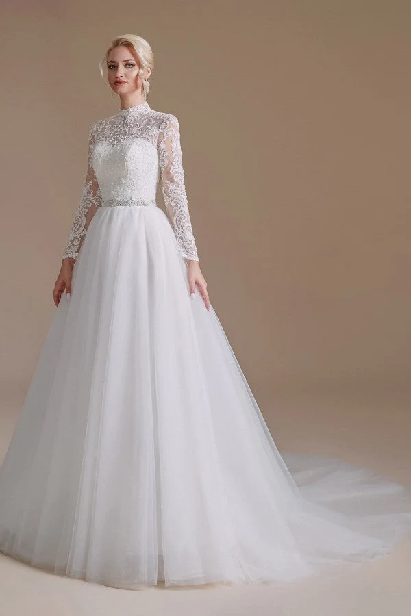 Robe de mariée élégante coupe trapèze, col haut, manches longues, avec dentelle en tulle