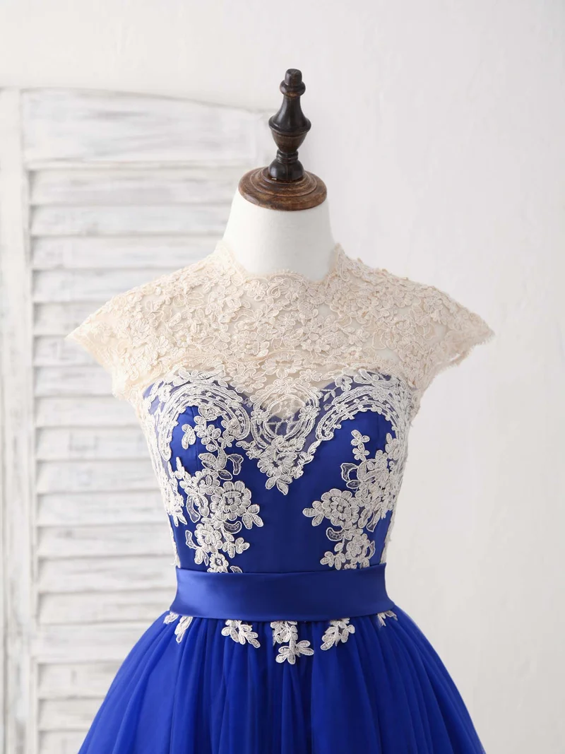 Robe de bal courte élégante en tulle bleu avec appliques en dentelle, robe de demoiselle d'honneur
