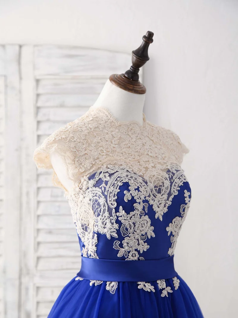 Robe de bal courte élégante en tulle bleu avec appliques en dentelle, robe de demoiselle d'honneur