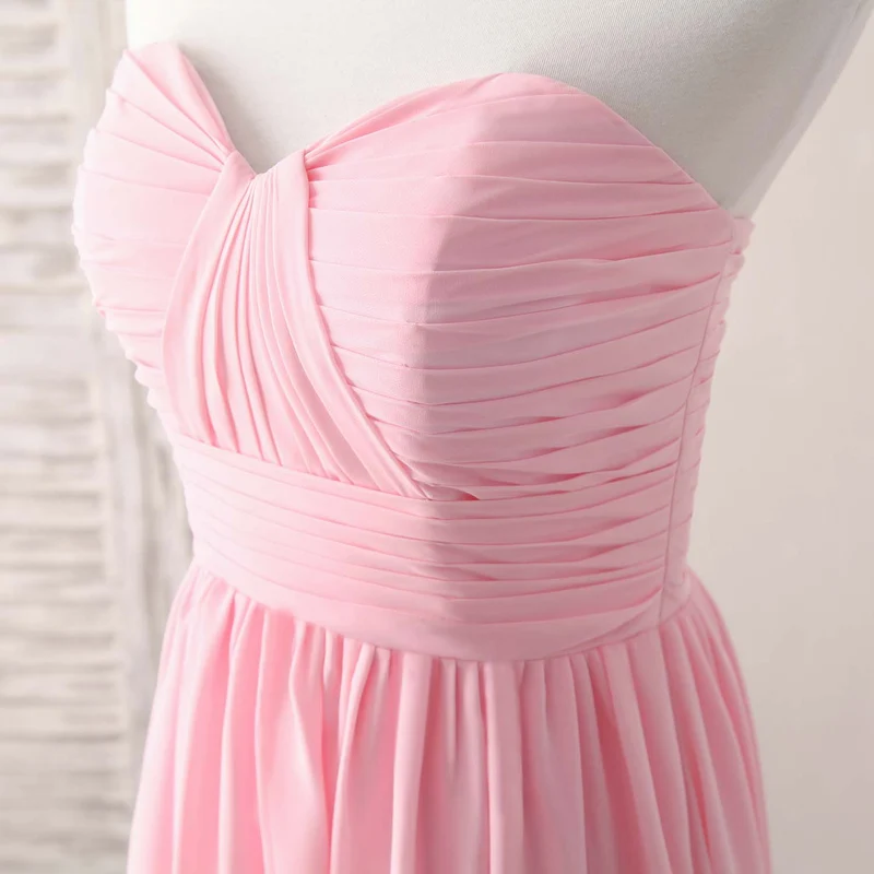 Robe de demoiselle d'honneur élégante en mousseline rose à décolleté en cœur, coupe asymétrique, pour occasions spéciales