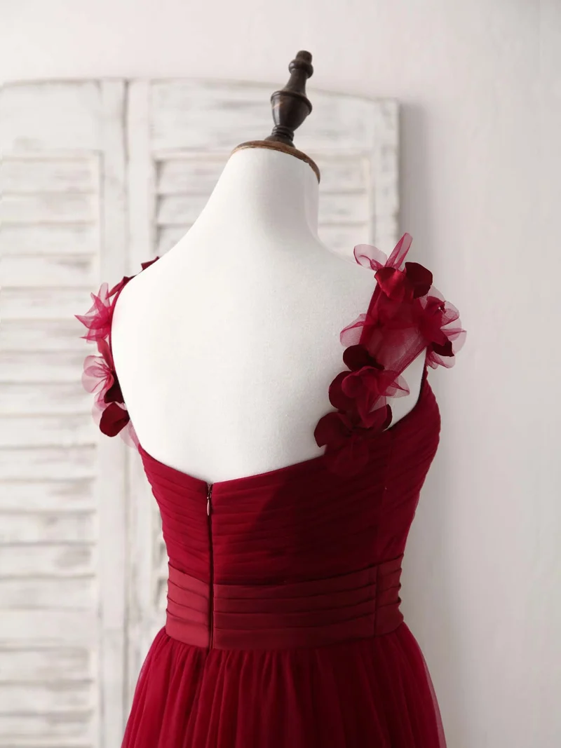 Robe de bal longue en tulle bordeaux, élégante et simple, idéale pour les demoiselles d'honneur