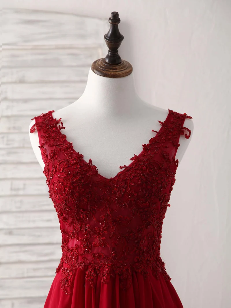 Robe de bal courte élégante en mousseline de soie et dentelle bordeaux – Robe de soirée idéale
