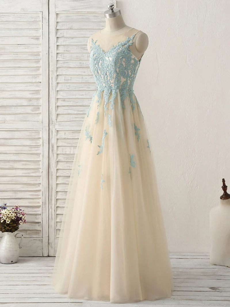 Robe de demoiselle d'honneur élégante en tulle et dentelle verte à manches longues