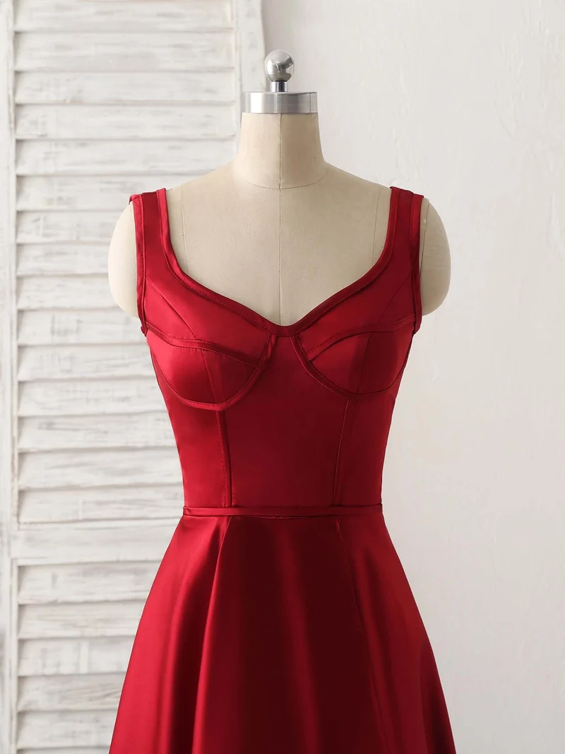 Robe de bal bordeaux élégante à col en V, idéale pour les demoiselles d'honneur et les soirées