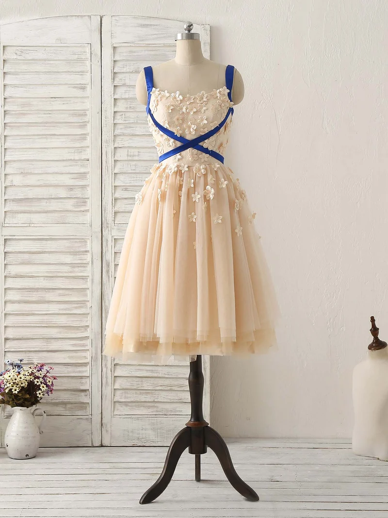 Robe de bal courte élégante en tulle champagne avec appliques, robe de demoiselle d'honneur
