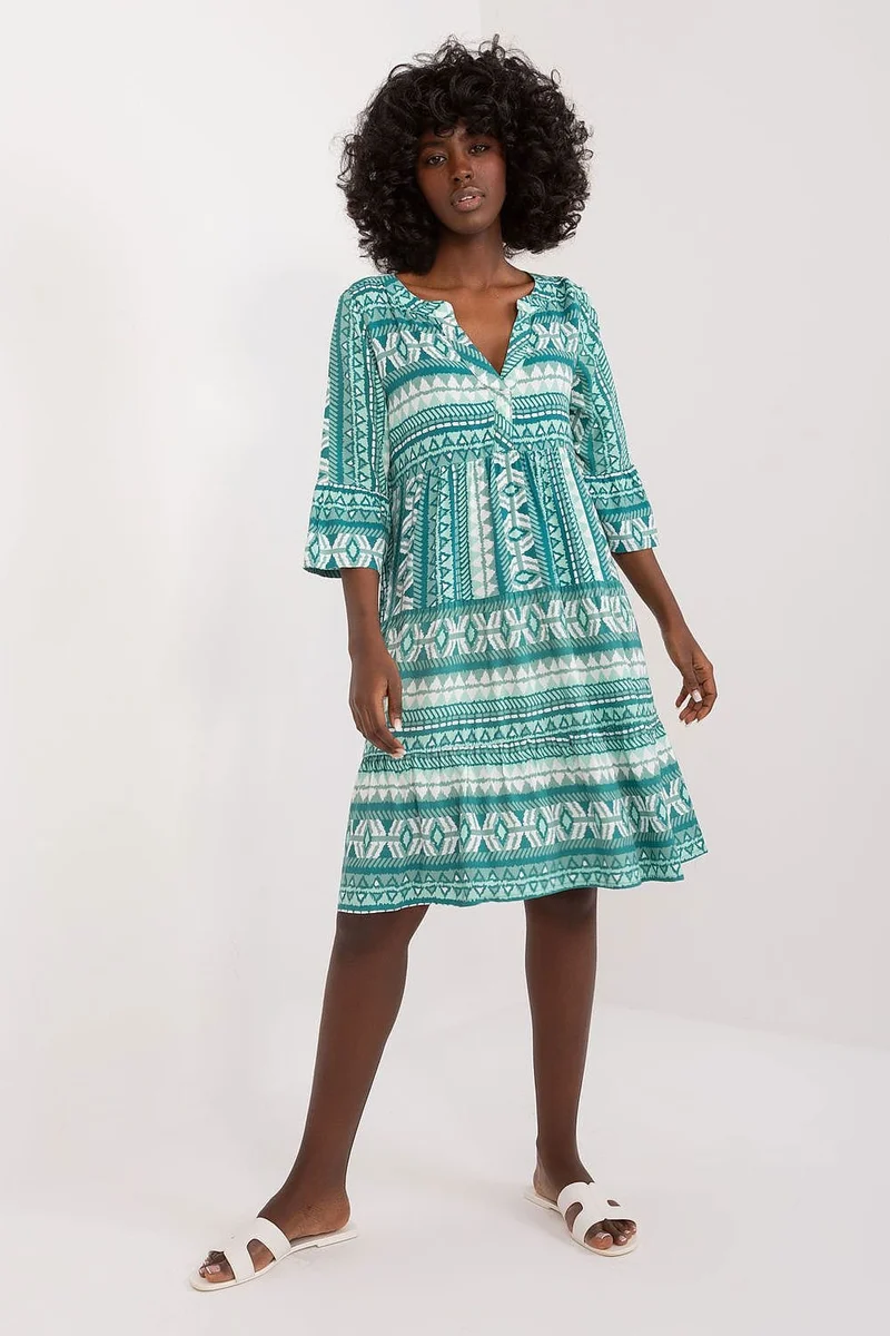 Robe bohème verte et blanche manches 3/4