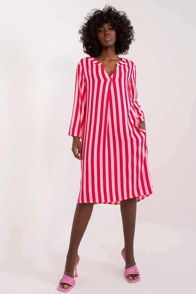 Robe asymétrique à col chemise à rayures rouges et blanches