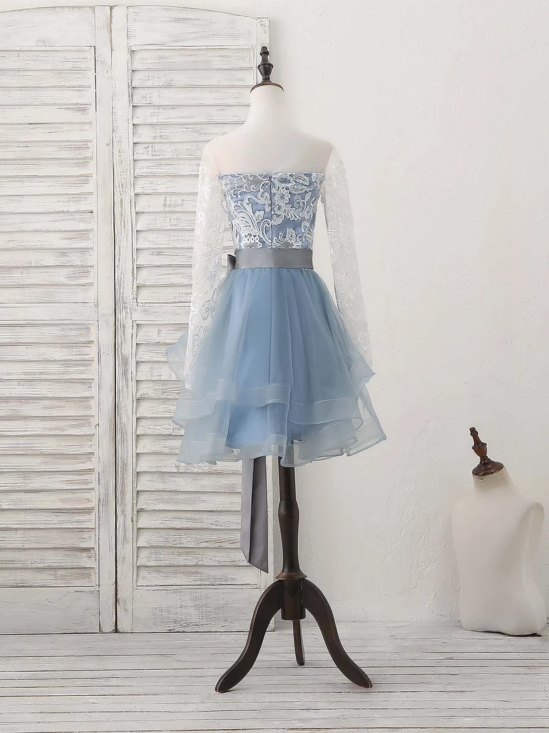 Robe courte élégante en tulle gris pour demoiselles d'honneur et occasions spéciales