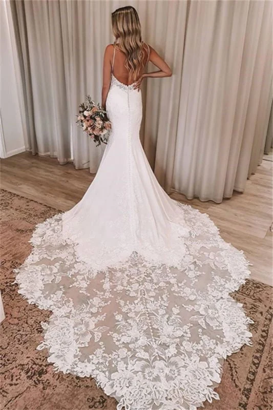 Robe de mariée sirène élégante à col en V et bretelles spaghetti, dos nu, avec appliques en dentelle