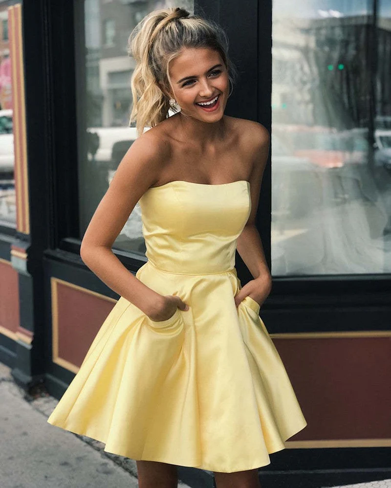 Charmante robe de bal courte bustier en satin jaune avec poches