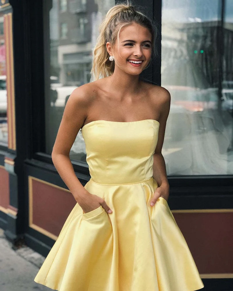 Charmante robe de bal courte bustier en satin jaune avec poches