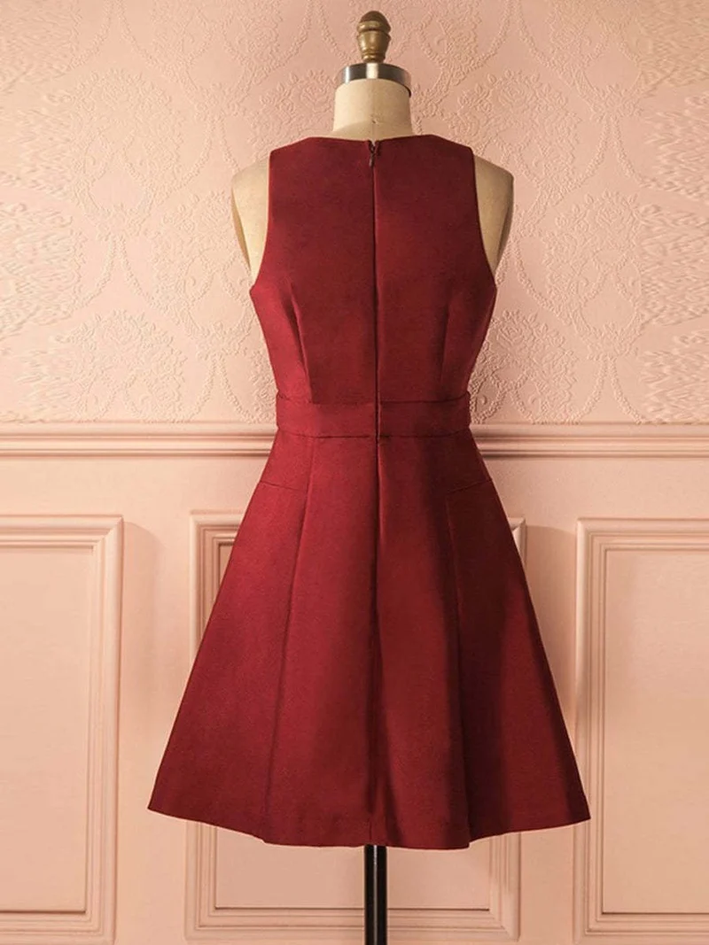 Robe de bal courte en satin bordeaux, coupe trapèze, col en V, robe de soirée