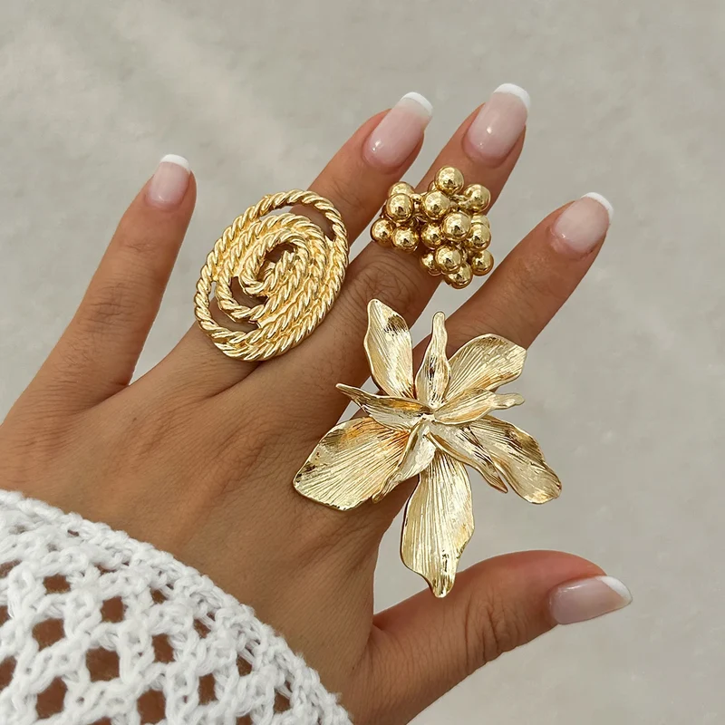 Grosse Bague Doree Vintage